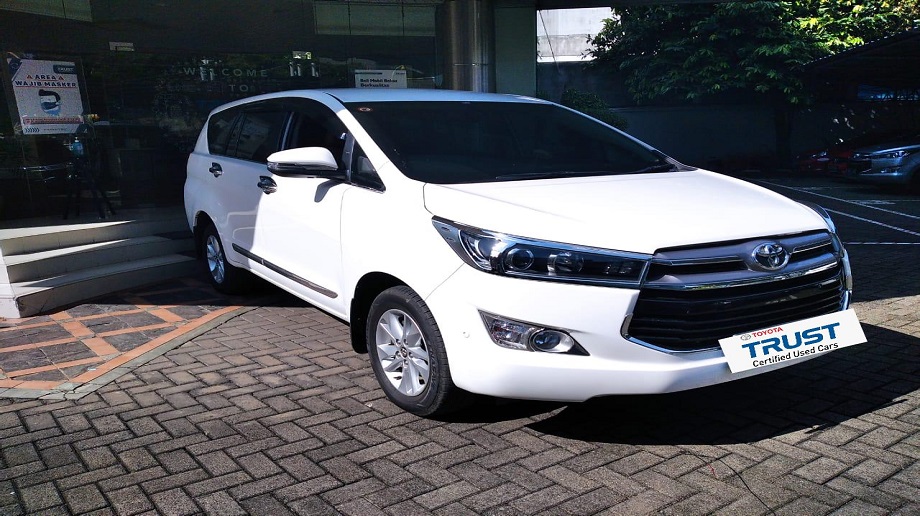 TOYOTA INNOVA 2.4 V MT 2019